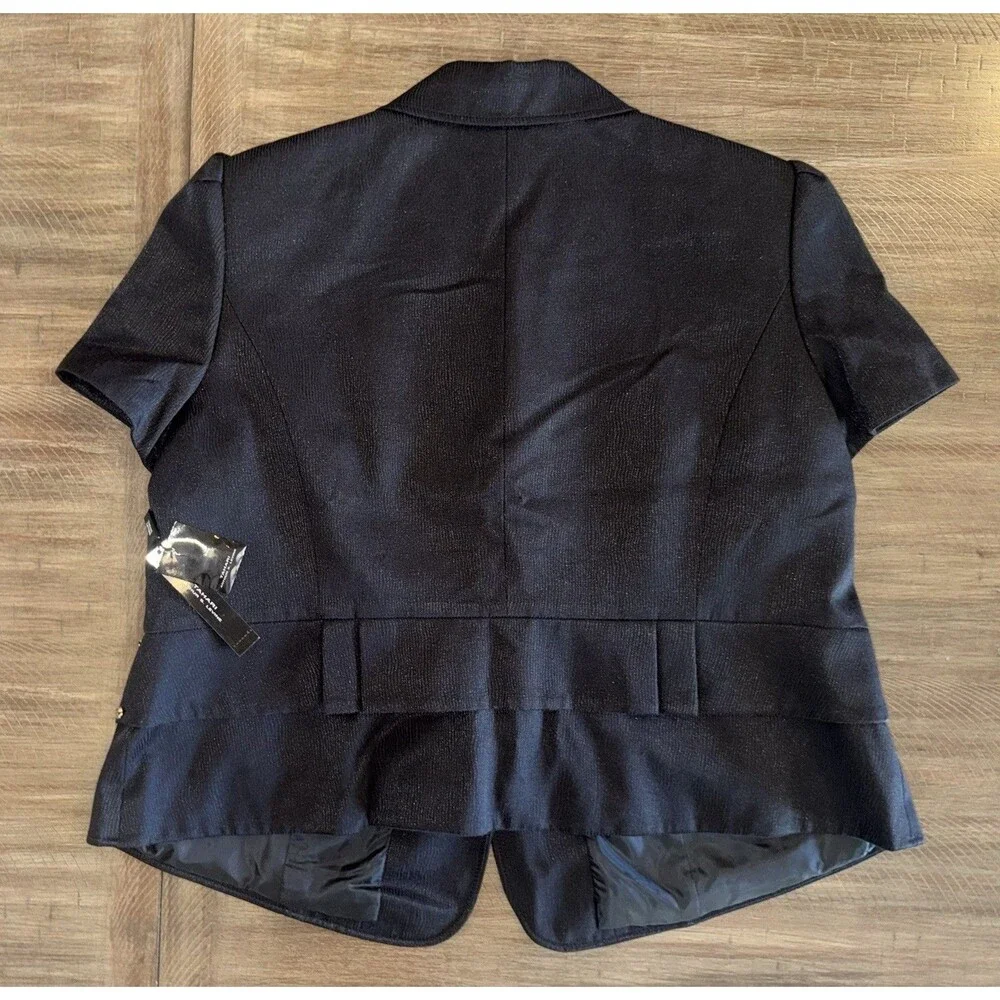 Tahari nwt arthur